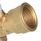 Gomito femmina con staffa diam.1/2x20 a pressare per multistrato Comisa N1709 A16