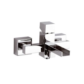 Rubinetto per esterno vasca con bocca a cascata, design quadro e minimale. serie cube waterfall Daniel Rubinetterie CW600HCR