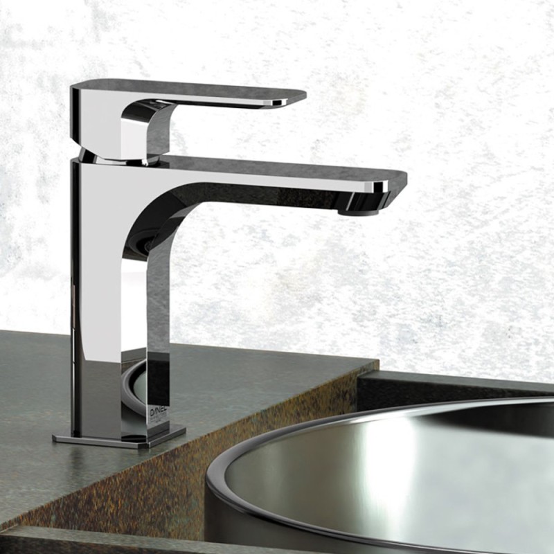 Miscelatore per lavabo senza scarico e foro sul corpo - Serie Tiara Daniel Rubinetterie TA606N