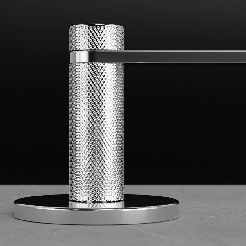 Porta abito cromato Serie Stellar disponibile online