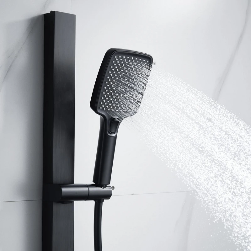 Saliscendi con bodyjets nero disponibile online