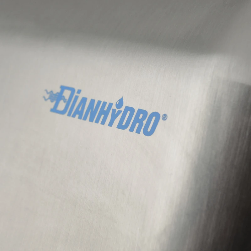 Asciugamani elettrico DH Pechino cromo