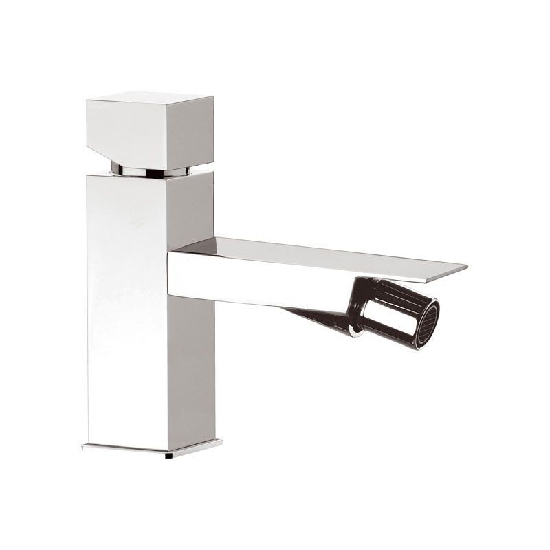 Rubinetto per bidet di daniel rubinetteri cube waterfall caratterizzato da un design quadro Daniel Rubinetterie CU604BCR