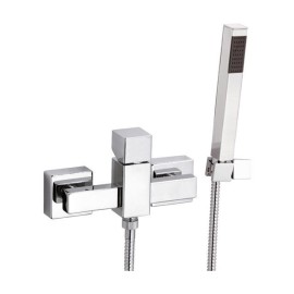 Miscelatore estreno doccia design squadrato, dotato di kit completo doccia. serie cube waterfall di daniel rubinetterie Danie...