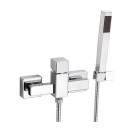 Miscelatore estreno doccia design squadrato, dotato di kit completo doccia. serie cube waterfall di daniel rubinetterie Danie...